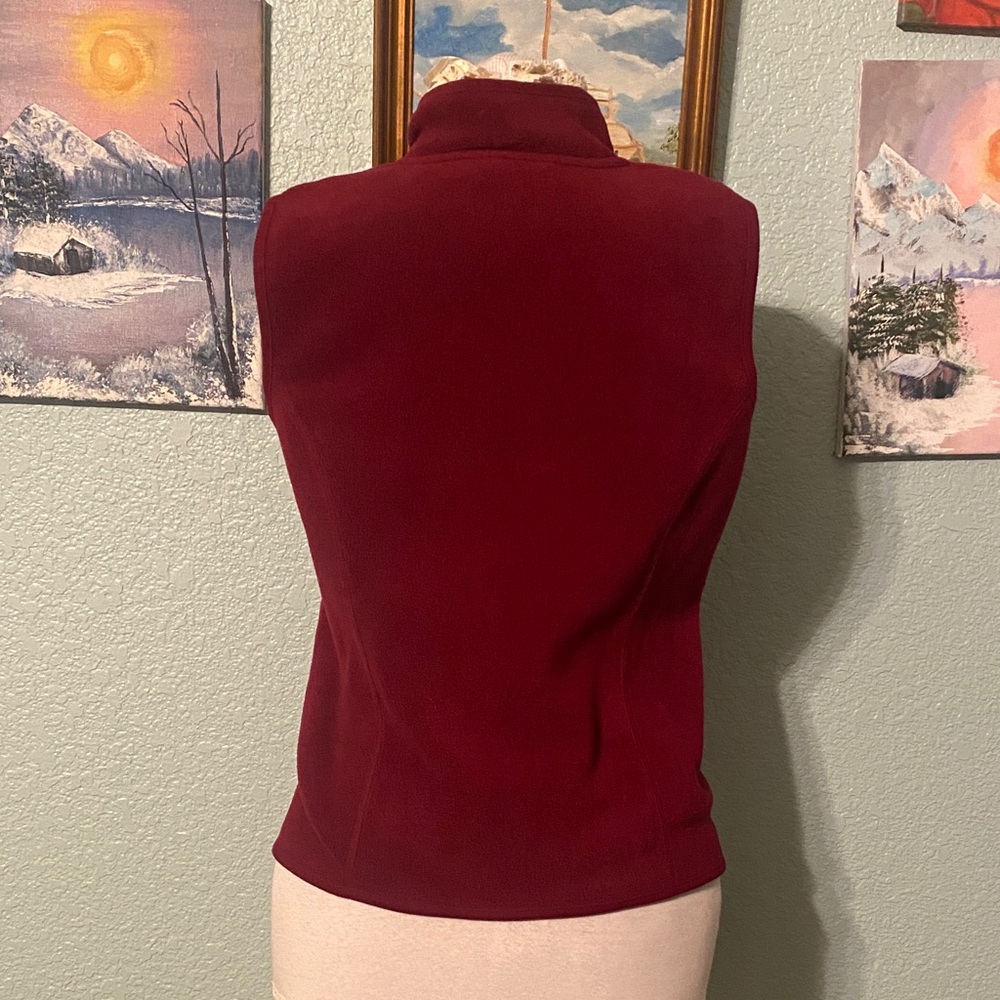 Karen Scott Sport Burgundy Fleece Vest - Picture 3 of 4